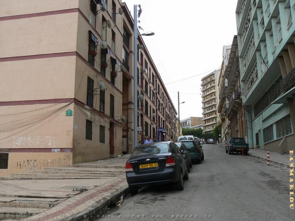 Cite Lescure 31 .jpg